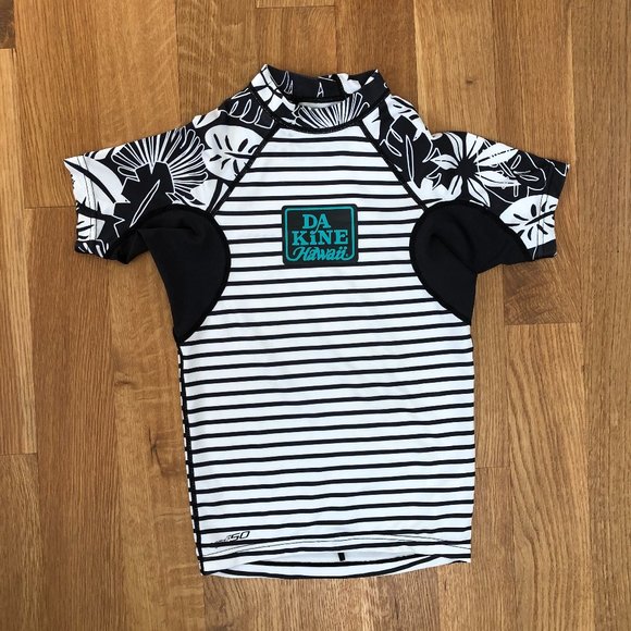 Girls Dakine rashguard, size 6 - Picture 1 of 4